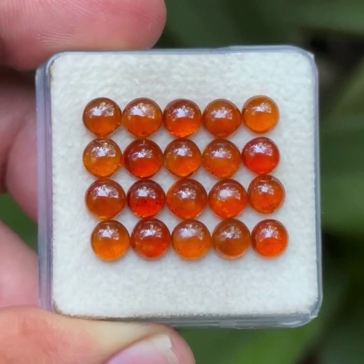 Orange Kyanite Round Shape Cabochons Flat Back Gemstones Lot for jewelry making, 5X5 mm OK-05